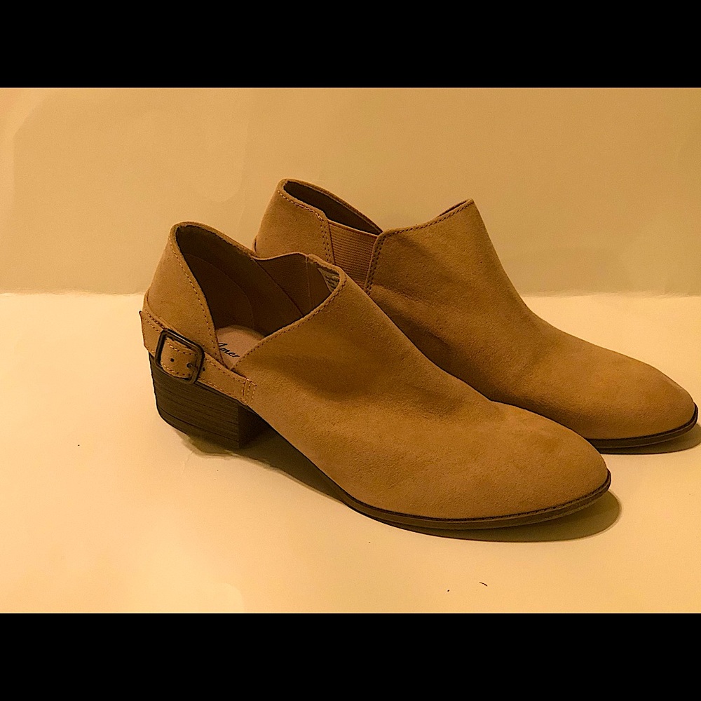 Short Cut Boots